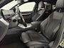 BMW i4 eDrive40 84 kWh M-Sport | M-Performance kit | Pano | 20''LMV | Widescreen | BMW-LED | Snelladen | SOH 92% | Camera | Sfeer | Virtual | Trekhaak | Carplay