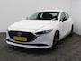 Mazda 3 2.0 e-SkyActiv-G M Hybrid 122 Comfort CAMERA | CARPLAY | ADAPCRUISE | LMV18 | HEAD-UP | LED | DAB | CLIMATE | NAVI | STOEL/STUURVERW