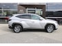 Hyundai Tucson Comfort | Trekhaak | 1650KG TREKGEWICHT | | 10,25-inch Multimediascherm met navigatie | Achterbank in delen neerklapbaar (40:20:40) | Achteruitrijcamera met dynamische hulplijnen