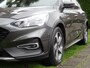 Ford Focus 1.0 125pk Active met Camera, Panoramadak en Trekhaak