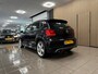 Volkswagen Polo 1.2 TSI R-Line * Navigatie / 17" LM Velgen / Parkeersensoren / NL Auto *