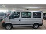 Renault Master T28 2.5 dCi L1H1 rolstoelbus alles automatisch+ 4 personen Airco
