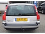 Volvo V70 2.4 T Automaat 7-zits & Leer 200 pk