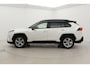 Toyota RAV4 2.5 Hybrid Bi-Tone | Trekhaak | Navigatie | Leder | Apple Carplay / Android Auto | Stoel-/stuurverwarming | Keyless | Adaptive Cruise | Clima | Parkeersensoren voor/achter | 18 inch