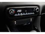 Toyota Yaris 1.5 Hybrid 115 Dynamic | Apple Carplay / Android Auto | Dodehoek detectie | Parkeersensoren voor/achter | Stoel-/stuurverwarming | Adaptive Cruise | Clima | Keyless | Camera | 16 inch