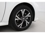 Toyota Yaris 1.5 Hybrid 115 Dynamic | Apple Carplay / Android Auto | Dodehoek detectie | Parkeersensoren voor/achter | Stoel-/stuurverwarming | Adaptive Cruise | Clima | Keyless | Camera | 16 inch