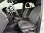 Volkswagen T-Roc 1.5 TSI R-Line Carplay Camera Led Acc Trekhaak
