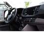 Volkswagen Crafter 35 2.0 TDI L3H3 PB Edition Cruise, Carplay, Sensoren, geveerde stoel, Trekhaak, 140pk, Automaat, Multimedia, Uniek!