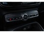 Volvo XC40 1.5 T4 Plug-in Hybrid Core Bright | PHEV | Navigatie | Achteruitrijcamera | Parkeersensoren | Elektrische Achterklep | Keyless Entry | Lichtmetalen Velgen 18 inch | LED Koplampen