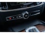 Volvo S60 2.0 B3 Inscription | Lederen Bekleding | Stoelverwarming | Keyless Entry | Elektrische Achterklep | Elektrisch Verstelbare Stoel | Navigatie | Apple Carplay | Android Auto
