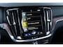 Volvo S60 2.0 B3 Inscription | Lederen Bekleding | Stoelverwarming | Keyless Entry | Elektrische Achterklep | Elektrisch Verstelbare Stoel | Navigatie | Apple Carplay | Android Auto