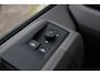 Volkswagen Crafter 35 2.0 TDI L4H3 DC PB Edition Cruise, Carplay, 177pk, Trekhaak, Multimedia, Airco, 5 Zits, Automaat, Uniek!