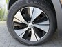 Volvo XC40 1.5 T4 Plug-in Hybrid Core Bright | PHEV | Achteruitrijcamera | Parkeersensoren | Stoelverwarming | Keyless Entry | Elektrische Achterklep | Lichtmetalen Velgen 18 inch | LED Koplampen | Navigatie