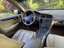 Volvo V70 Cross Country 2X! ) 2.4 T AUT, MOOI BRUIN METALLIC !