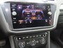 Volkswagen Tiguan Allspace 1.5 TSI Highline Business R Line+Leder+stoel-verw+360 Camera+trekhaak+Led+19"Lmv+Nav = ORIG/NL 62DKM !!