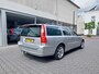 Volvo V70 2.0T Edition II Leer Xenon Navi Clima Cruise Trekhaak PDC Stoelverwarming 16 inch Origineel NL Drie eigenaren