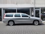 Volvo V70 2.0T Edition II Leer Xenon Navi Clima Cruise Trekhaak PDC Stoelverwarming 16 inch Origineel NL Drie eigenaren