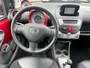 Toyota Aygo 1.0-12V Aspiration Red Navigator NL-AUTO-NAP