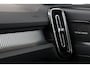 Volvo EC40 TWIN MOTOR ULTRA BLACK EDITION EUROPA 82 kWh PANO.DAK|HARMAN/KARDON|360°CAM|POWER-SEATS|PRIVACY.GLAS|VERW.ACHTERBANK|20"