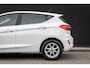 Ford Fiesta 1.0 EcoBoost Titanium | Apple carplay / android auto | Cruise control | Climate control Parkeer sensoren | Bluetooth | DAB-audio