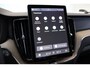Volvo XC60 T6 350PK AWD Ultra Dark | Executive | Luchtvering | B&W | 21" | Massage | HUD