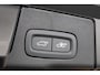 Volvo XC60 T6 350PK AWD Ultra Dark | Executive | Luchtvering | B&W | 21" | Massage | HUD