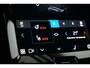 Volvo XC60 T6 Plug-in hybrid AWD Plus Dark 360 Camera | Panoramadak | Sportstoelen | Wegklapbare trekhaak | Extra getint glas | 21" Lichtmetalen velgen | | Achterbank verwarmd | Alarmsysteem | Apple Carplay/Android Auto|telefoonintegratie premium
