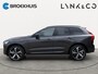 Volvo XC60 T6 Plug-in hybrid AWD Plus Dark 360 Camera | Panoramadak | Sportstoelen | Wegklapbare trekhaak | Extra getint glas | 21" Lichtmetalen velgen | | Achterbank verwarmd | Alarmsysteem | Apple Carplay/Android Auto|telefoonintegratie premium