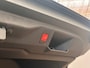 Peugeot 5008 1.2 Hybrid 136 GT Camera | Stoel + Stuurverwarming | Camera | Carplay | Digitaal Dashboard | Leder/Stof | Climate | Achteruitrijcamera | Cruise control adaptief met Stop&Go | DAB ontvanger