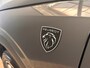 Peugeot 5008 1.2 Hybrid 136 GT Camera | Stoel + Stuurverwarming | Camera | Carplay | Digitaal Dashboard | Leder/Stof | Climate | Achteruitrijcamera | Cruise control adaptief met Stop&Go | DAB ontvanger