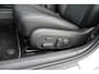 Hyundai Ioniq 6 Lounge 77.4 kWh | Leder | 360 camera | Elektrische voorstoelen met geheugenfunctie | Headup Display | V2L | | Achterstoelen verwarmd | Achteruitrij assistent | Achteruitrijcamera