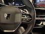 Peugeot 208 Hybrid 100 e-DCS6 GT Camera | Leder/Stof | Carplay | 17LMV | Dode hoek | Clima | Cruise | Carplay | Bluetooth | Navigatie | Getint glas | Achteruitrijcamera | Apple Carplay/Android Auto|telefoonintegratie premium | Cruise control