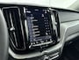 Volvo XC60 T6 Plug-in hybrid Ultra Dark Long Range | Trekhaak | PDC + 360 Camera | BLIS | Elektrische achterklep | Stoel + Stuurverwarming | Standkachel |