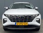 Hyundai Tucson 1.6 T-GDI 265pk PHEV Premium 4WD (299,- p/m Demo Deal!) | Leder | Carplay | Climate | Keyless | Navigatie | Elek. Klep | Full - Led | 360 Camera | KRELL Audio | Elek. Stoelen | 19" Lichtmetaal | Winterpakket | Stoelventilatie | Dodehoek Detectie