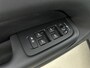 Volvo XC60 2.0 T6 Plug-in hybrid AWD Ultra Dark | Trekhaak | PDC V+A en 360 camera | BLIS | Panoramadak | Stoel + Stuurverwarming | Keyless Entry + Start |