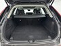 Volvo XC60 2.0 T6 Plug-in hybrid AWD Ultra Dark | Trekhaak | PDC V+A en 360 camera | BLIS | Panoramadak | Stoel + Stuurverwarming | Keyless Entry + Start |