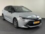Toyota Corolla Touring Sports 1.8 Hybrid 122 PK Active Premium Camera / Apple Car Play / Head Up / verwarmde voorstoelen