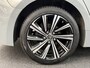 Toyota Corolla Touring Sports 1.8 Hybrid 122 PK Active Premium Camera / Apple Car Play / Head Up / verwarmde voorstoelen