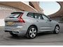 Volvo XC60 2.0 T6 Plug-in hybrid AWD Plus Dark | PDC V+A en 360 camera | Trekhaak | Adaptive Cruiscontrol | All Season banden | Elektrische achterklep | Stoel + Stuurverw |