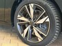 Peugeot 308 SW 1.6 Plug-in Hybrid 180 Active Pack Business Apple Carplay / Android Auto | LED Koplampen | 17"" lichtmetalen velgen | Trekhaak | Climate Controle | Cruise Controle | Parkeersensoren | | Apple Carplay/Android Auto|telefoonintegratie premium | Bestuurdersstoel in hoogte verstelbaar | Buitenspiegels elektrisch verstel- en verwarmbaar