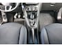 Peugeot 208 1.2 PureTech Signature O.a: PDC, Airco, Navi, Carplay, DAB, Cruise, Etc. All-in prijs!