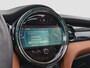 MINI Cooper 1.5 Camden Edition | Panoramadak | Leder | Camera | Cruise Control | Airco (automatisch) | Apple Carplay/Android Auto|telefoonintegratie premium | Cruise control