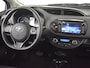 Toyota Yaris 1.5 Hybrid Active 100PK AUTO | Acteruitrijcamera | Cruise control | Rijstrooksensoren | Climate control | Spiegels electrisch verstelbaar | Bleutooth | Hill hold |