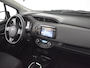 Toyota Yaris 1.5 Hybrid Active 100PK AUTO | Acteruitrijcamera | Cruise control | Rijstrooksensoren | Climate control | Spiegels electrisch verstelbaar | Bleutooth | Hill hold |