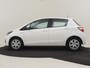 Toyota Yaris 1.5 Hybrid Active 100PK AUTO | Acteruitrijcamera | Cruise control | Rijstrooksensoren | Climate control | Spiegels electrisch verstelbaar | Bleutooth | Hill hold |