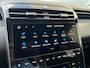 Hyundai Tucson 1.6 T-GDI 265pk PHEV Comfort Smart 4WD (299,- p/m Demo Deal!) | Climate | Camera | Carplay | Keyless | Navigatie | Full - Led | Elek. Klep | Winterpakket | 19" Lichtmetaal | Krell Audio | Digitale Cockpit | Parkeer Assistent | Adapt. Cruisecontrol | 1e Eigenaar