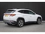 Hyundai Tucson 1.6 T-GDI 265pk PHEV Comfort Smart 4WD Automaat | Trekhaak | LED | Camera | 19'' Lichtmetaal | Airco achter | Adaptieve cruise | Stoelverwarming | Elec. achterklep