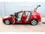 Volvo V40 1.6 T3 Summum O.a: Afn. Haak, Stoelverw, Leder, Navi, Camera, PDC, Etc. All-in prijs!