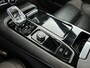 Volvo V60 T6 Recharge Ultra Dark | 19" | Sportstoelen | Trekhaak | Panoramadak | Head-up | 360 Camera | Harman Kardon | Elektr. verst. Stoelen | Full LED | Adaptieve Cruise | BLIS