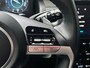 Hyundai Tucson 1.6 T-GDI 265pk PHEV Premium 4WD (299,- p/m Demo Deal!) | Leder | Carplay | Climate | Keyless | Navigatie | Elek. Klep | Full - Led | 360 Camera | KRELL Audio | Elek. Stoelen | 19" Lichtmetaal | Winterpakket | Stoelventilatie | Dodehoek Detectie